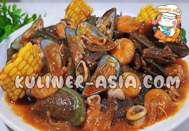 Seafood Asam Padeh Pilihan Utama Saat Berkumpul Bersama Keluarga