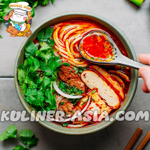 Bun Bo Hue – Awali Hari Cerah dengan Sarapan Khas Vietnam