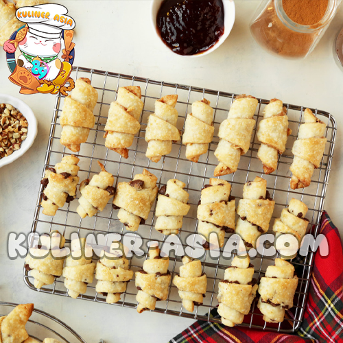 Cream Cheese Crescent Cookies