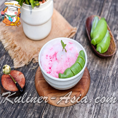 Es Pisang Ijo Manisnya Cita Rasa Khas Makassar