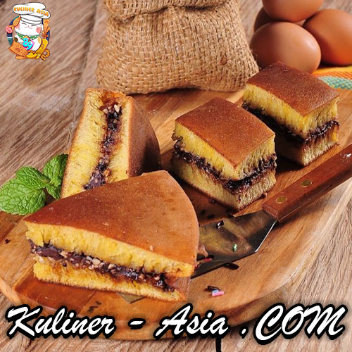 Martabak Manis: Kue Rumahan Khas Indonesia dengan 5 Rasa Paling Nikmat
